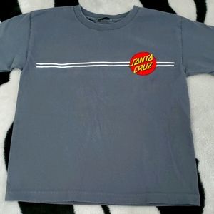Boys Santa Cruz Skateboards grey tshirt sz large